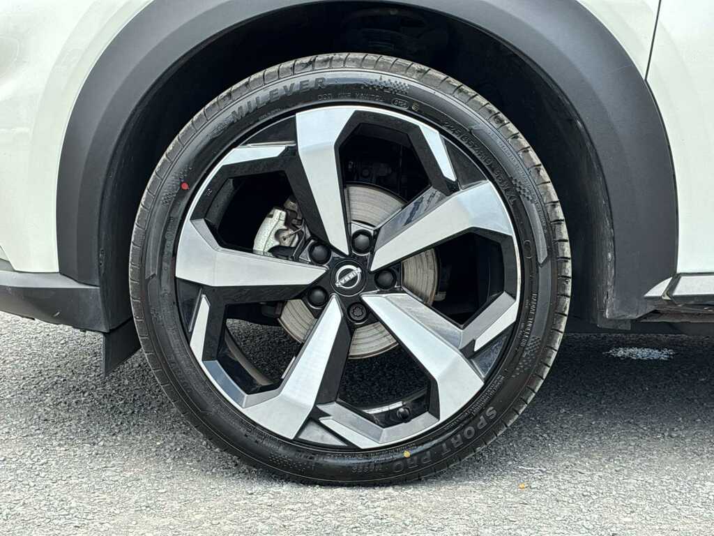 Nissan Juke 1.6 Hybrid Tekna White #6