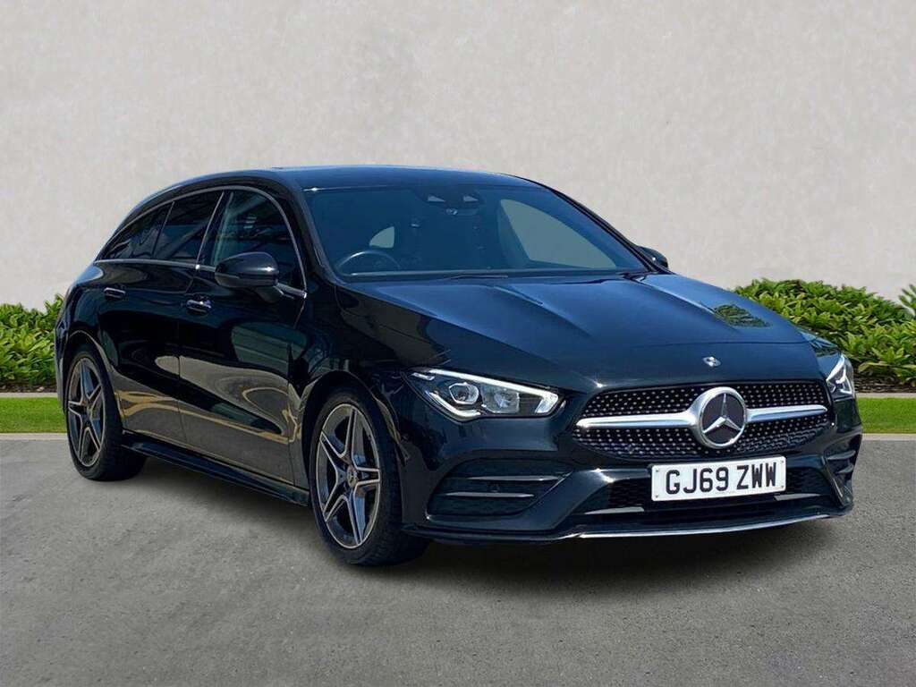 Mercedes-Benz CLA Class Cla 200 Amg Line Premium Tip Black