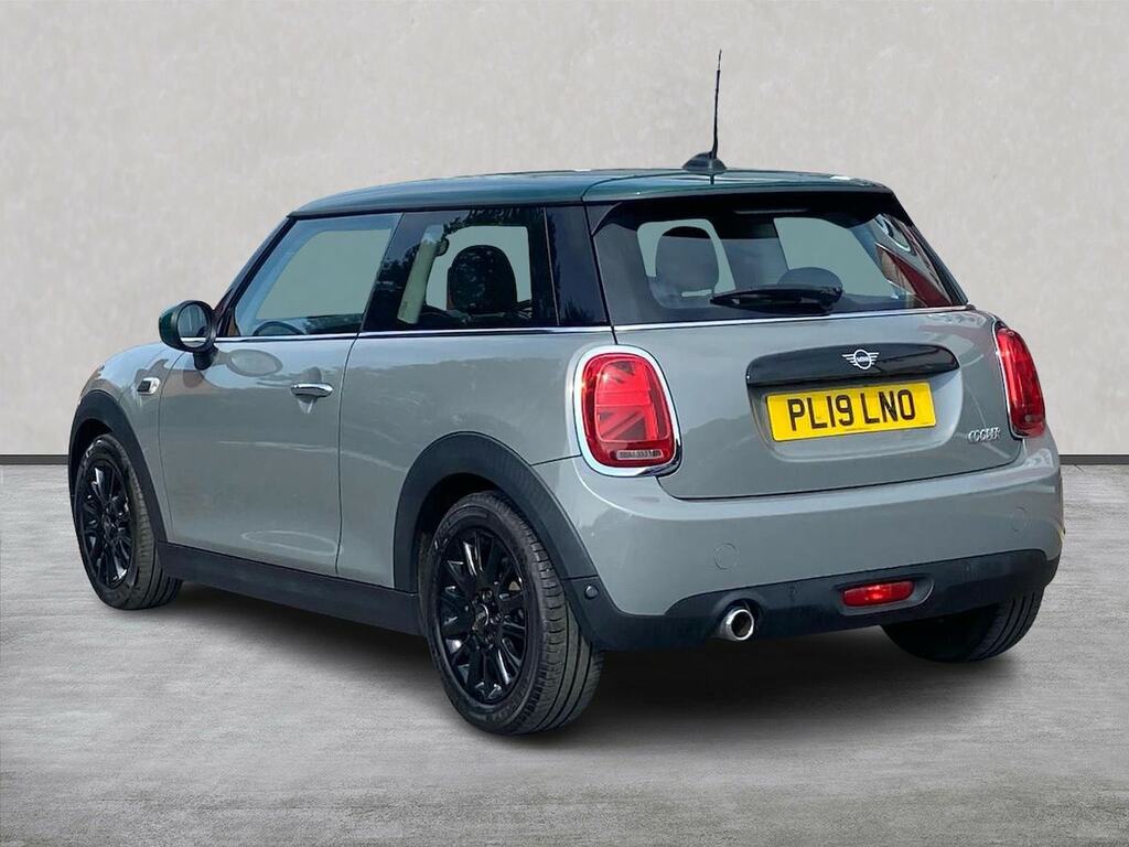 Mini Hatch 1.5 Cooper Classic Hatchback Steptronic PL19LNO Grey #2