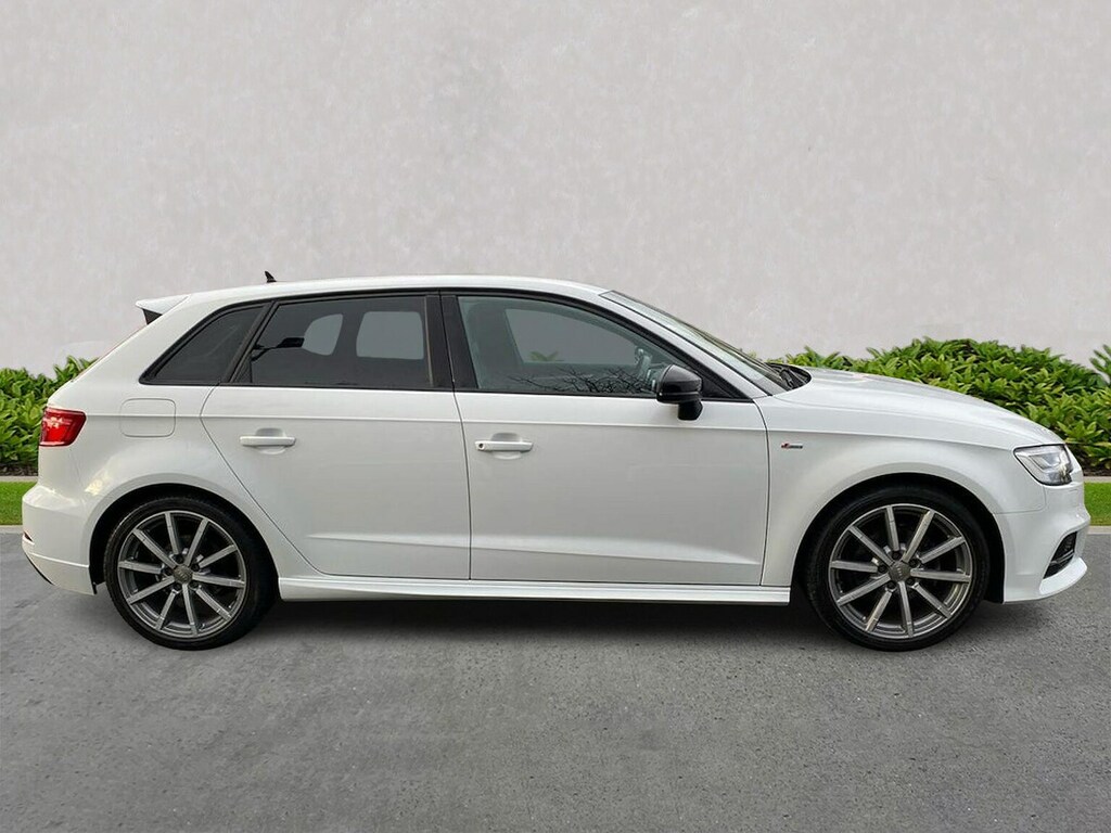 Audi A3 35 Tfsi Black Edition White #3