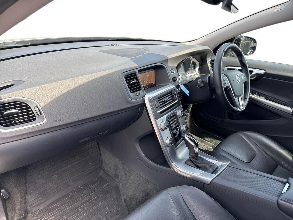 Volvo V60 Cross Country Estate Silver #7