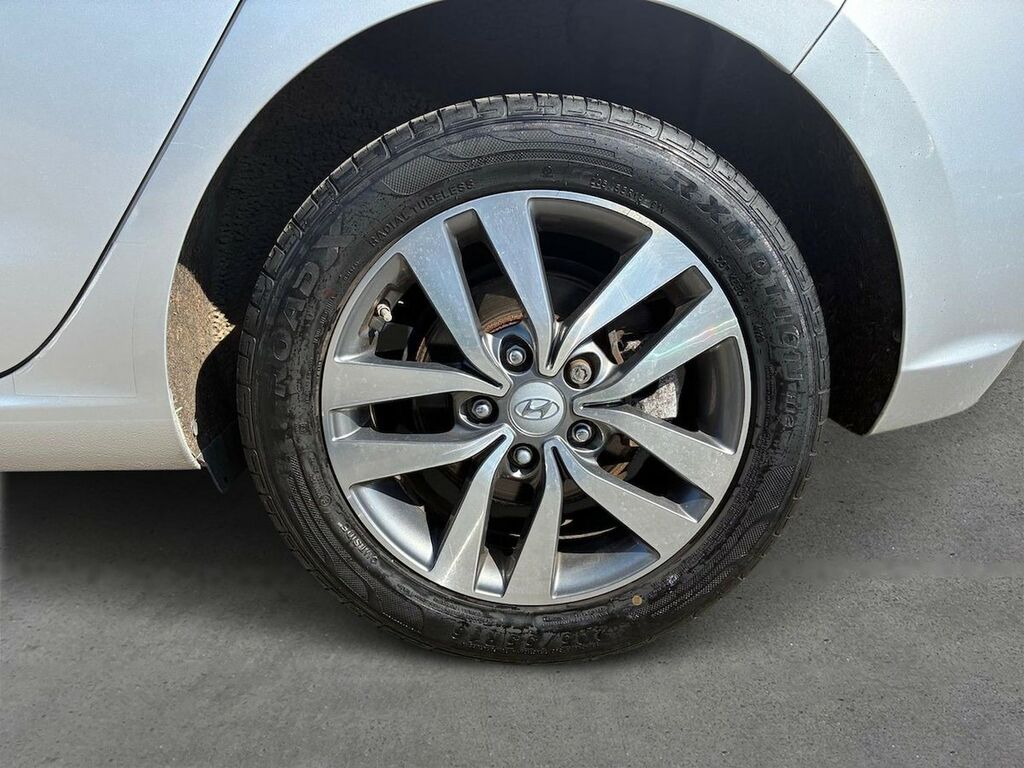 Hyundai I30 1.6 Crdi Se Nav Silver #6