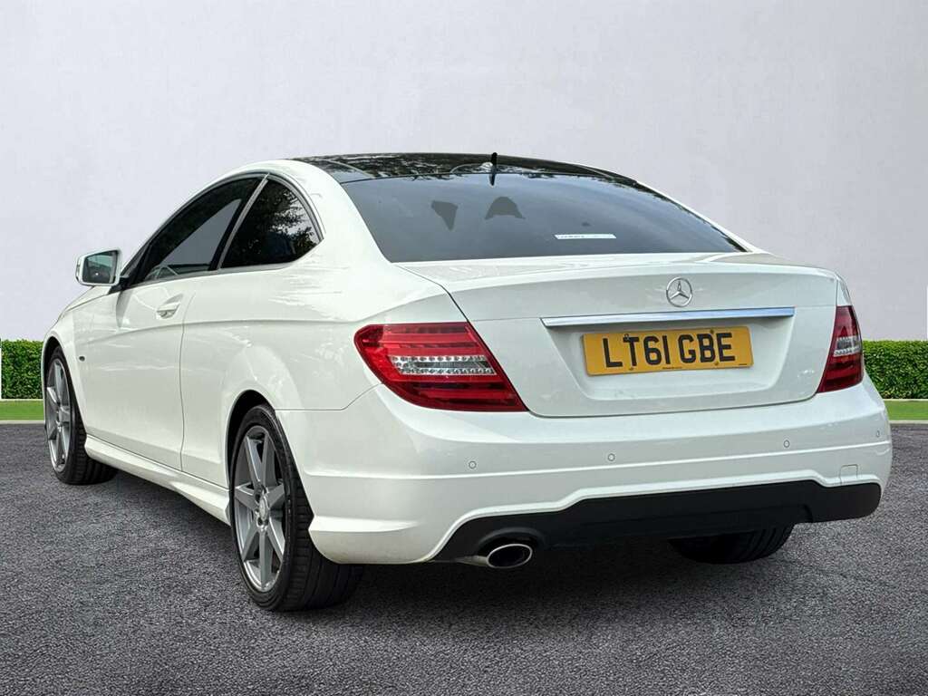 Mercedes-Benz C Class C250 Cdi Blueeff Amg Sport Edition 125 White #2