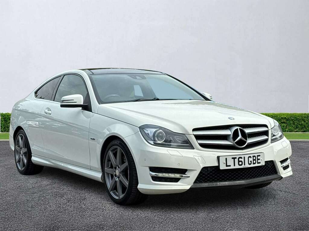 Mercedes-Benz C Class C250 Cdi Blueeff Amg Sport Edition 125 White