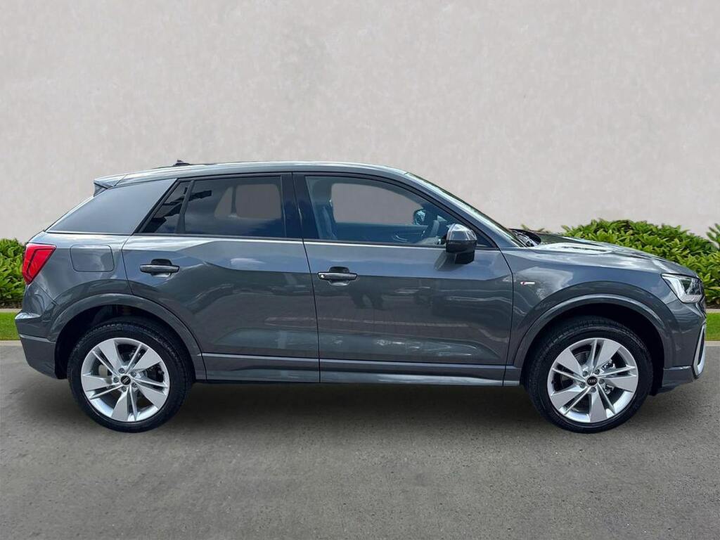 Audi Q2 35 Tfsi S Line S Tronic Grey #3