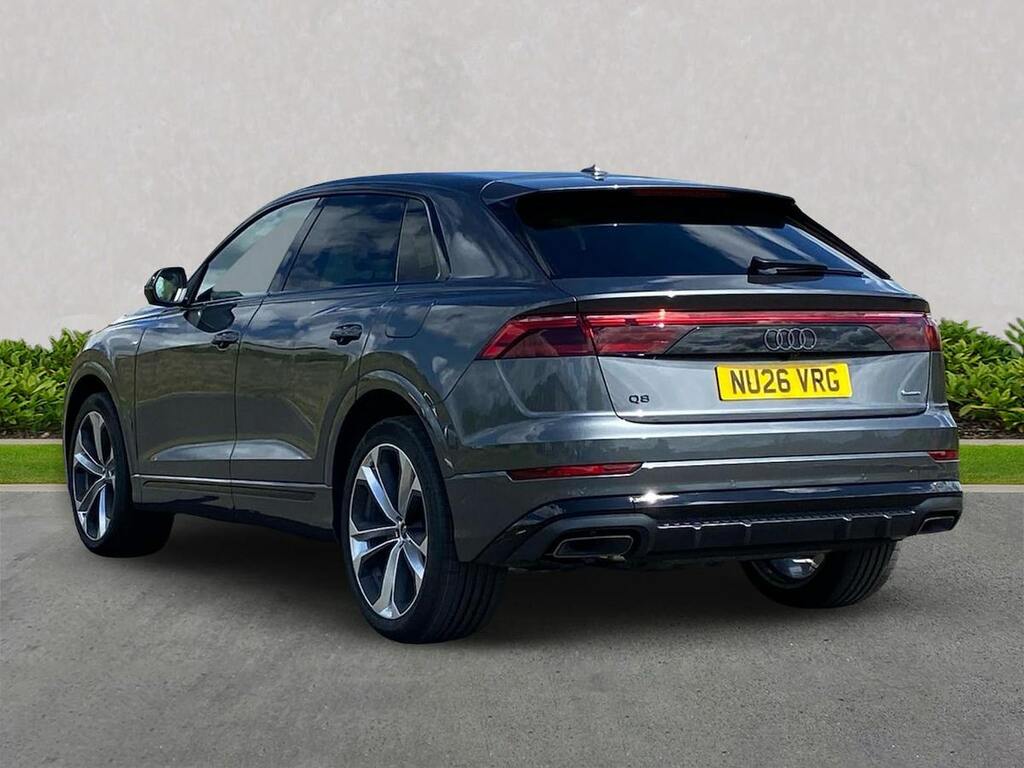 Audi Q8 e tron 3.0 E-hybrid V6 22Kwh Black Edition Suv Grey #2