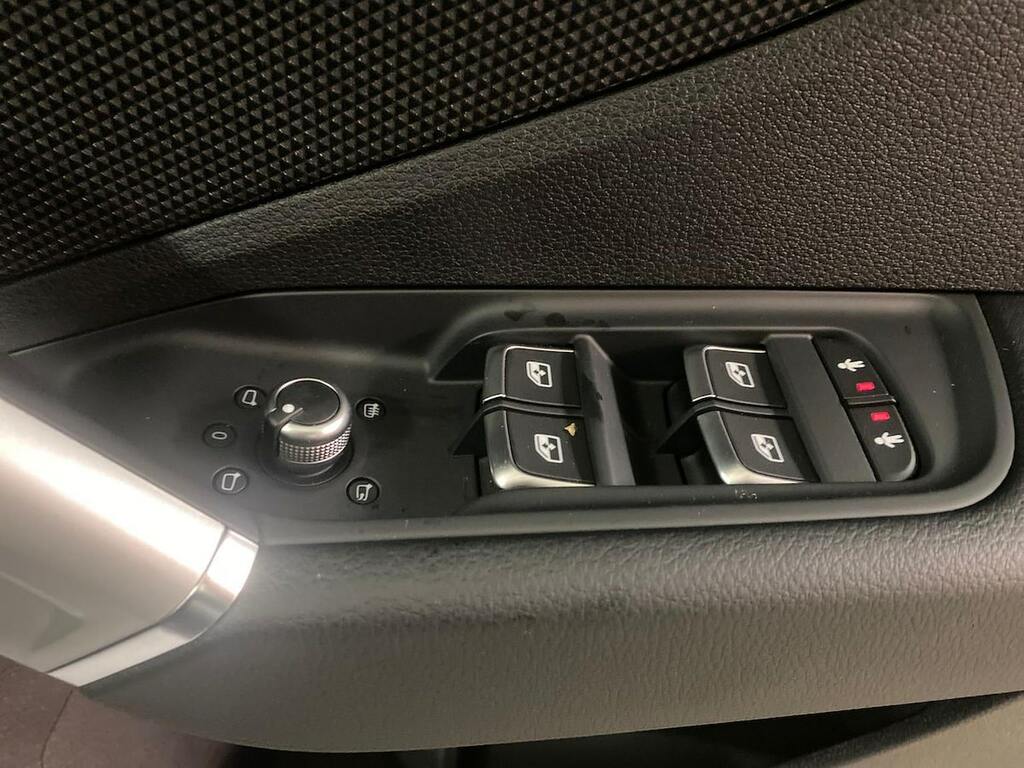 Audi Q2 1.0 Tfsi 30 Sport Suv Euro 6 S White #21