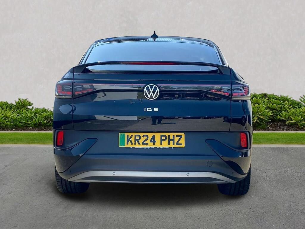 Volkswagen ID.5 Pro Performance 77Kwh Tech Suv Black #4