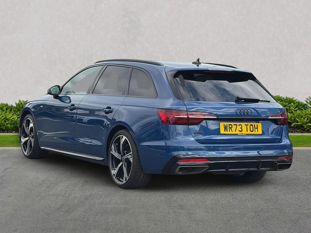 Audi A4 Avant 35 Tfsi Black Edition S Tronic Blue #2
