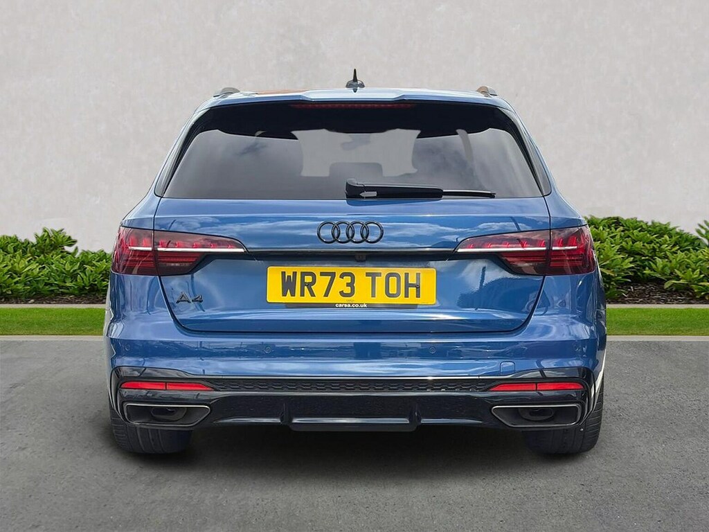 Audi A4 Avant 35 Tfsi Black Edition S Tronic Blue #4