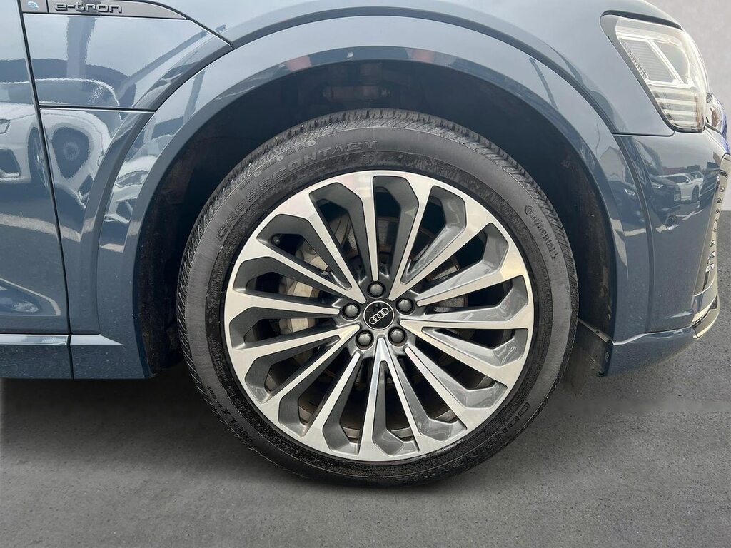 Audi Q8 e tron 300Kw 55 Quattro 114Kwh S Line NA23PUH Blue #6