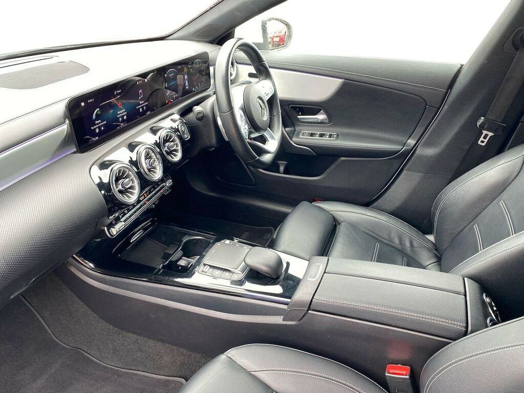 Mercedes-Benz CLA Class 1.3 Cla180 Amg Line Premium 2 Coupe 7 GSZ2093 White #6