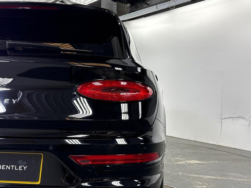 Bentley Bentayga 3.0 Tfsi V6 17.3Kwh Suv Plug-in Hybrid Green #28