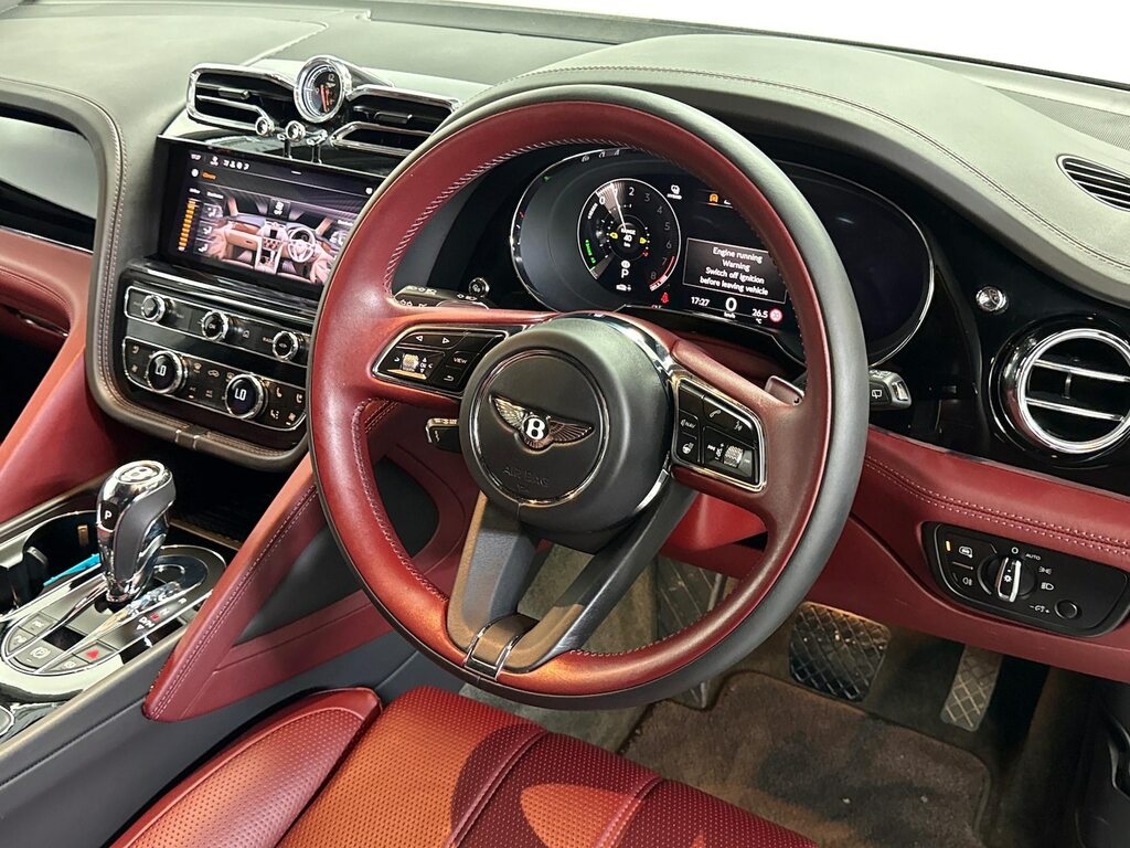 Bentley Bentayga 3.0 Tfsi V6 17.3Kwh Suv Plug-in Hybrid Green #36