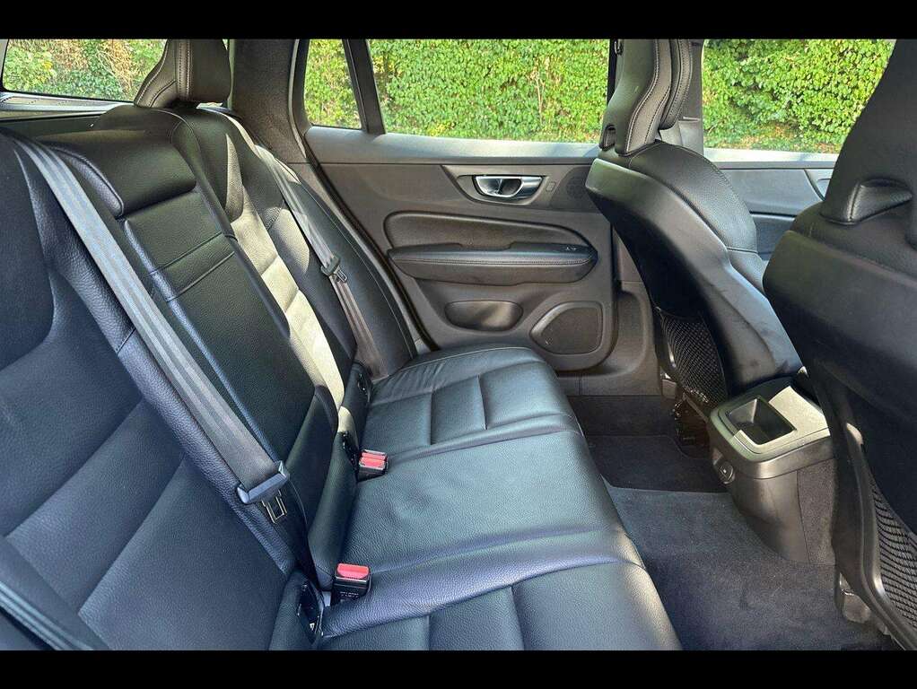 Volvo V60 2.0H T6 Recharge 11.6Kwh Inscription Plug-in Awd Black #16