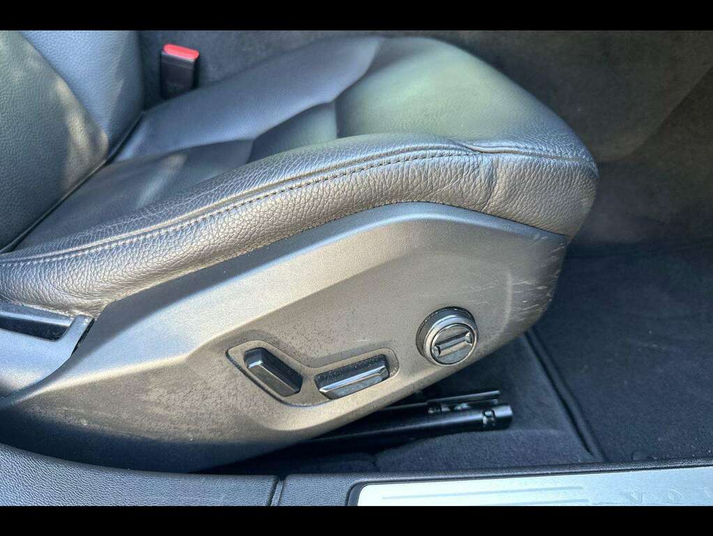 Volvo V60 2.0H T6 Recharge 11.6Kwh Inscription Plug-in Awd Black #30