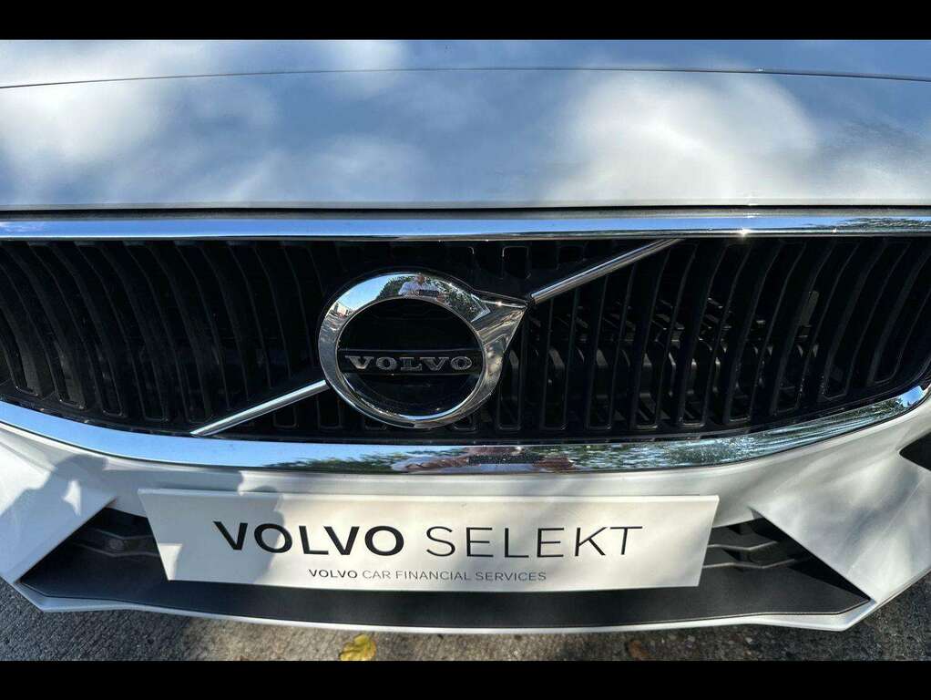 Volvo V60 2.0H T6 Recharge 11.6Kwh Inscription Plug-in Awd Black #33