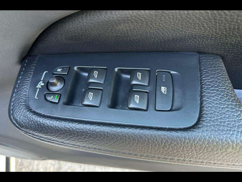 Volvo V60 2.0H T6 Recharge 11.6Kwh Inscription Plug-in Awd Black #21