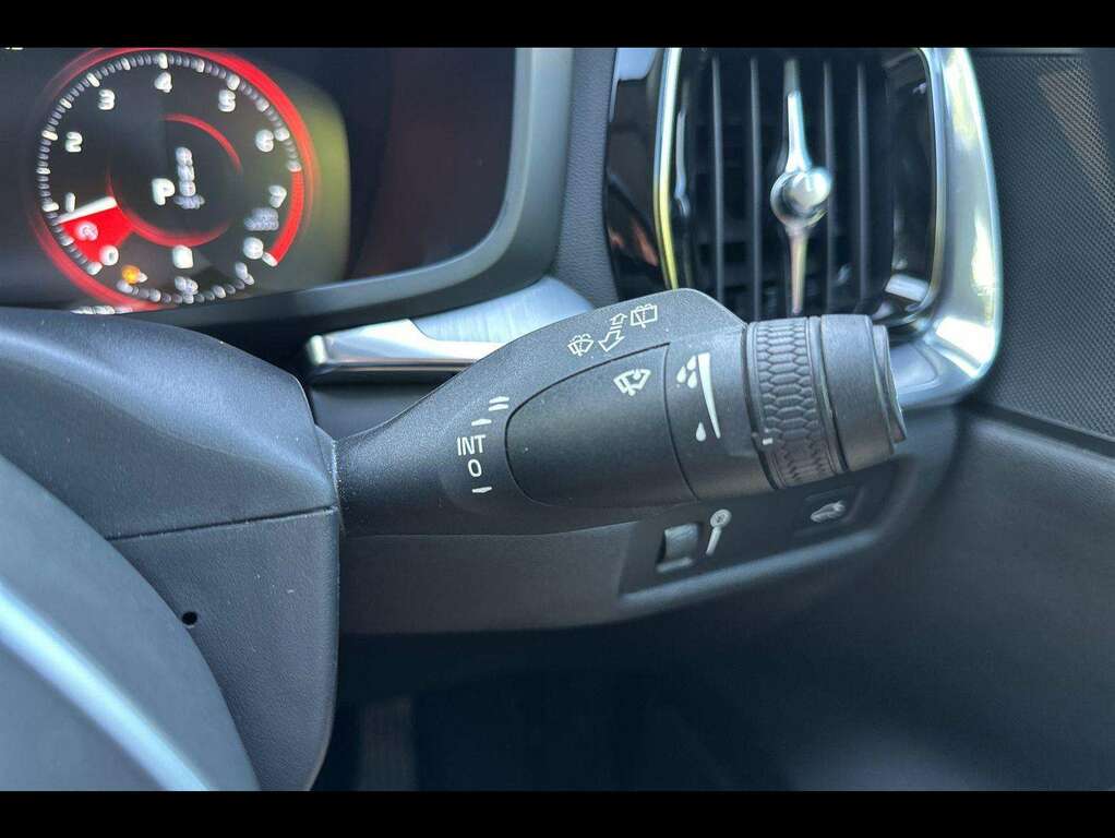 Volvo V60 2.0H T6 Recharge 11.6Kwh Inscription Plug-in Awd Black #28