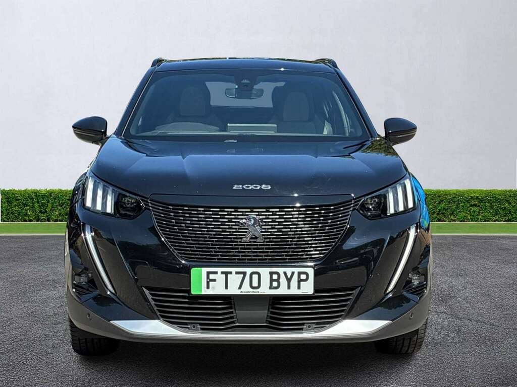 Peugeot e-2008 100Kw Gt 50Kwh Black #5