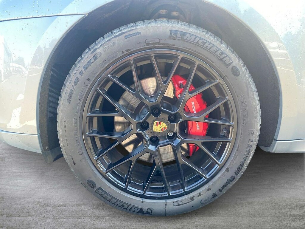 Porsche Macan Gts Pdk Silver #6