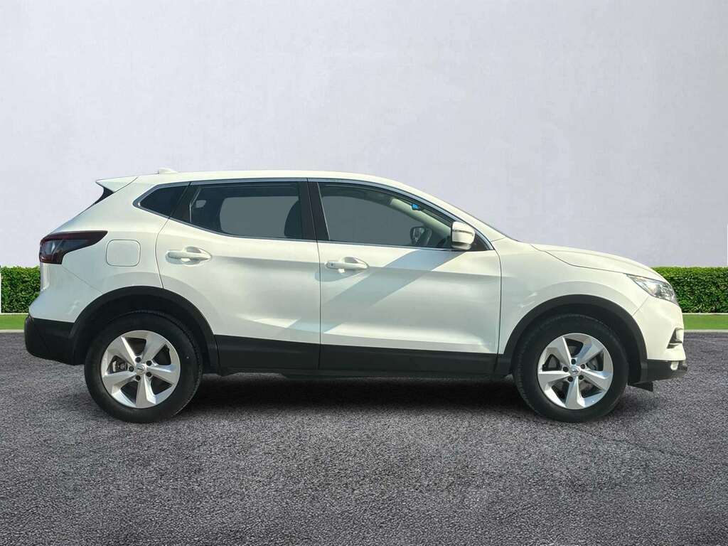 Nissan Qashqai 1.3 Dig-t 160 Acenta Premium Dct White #3