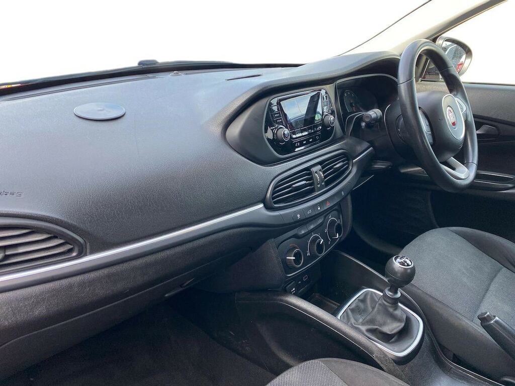 Fiat Tipo 1.4 Mpi Street Saloon Euro 6 S Red #6