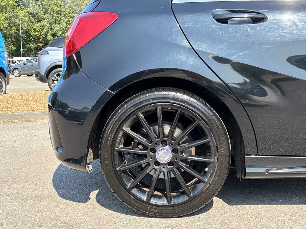 Mercedes-Benz A Class A200 2.1 Cdi Amg Sport Black #6