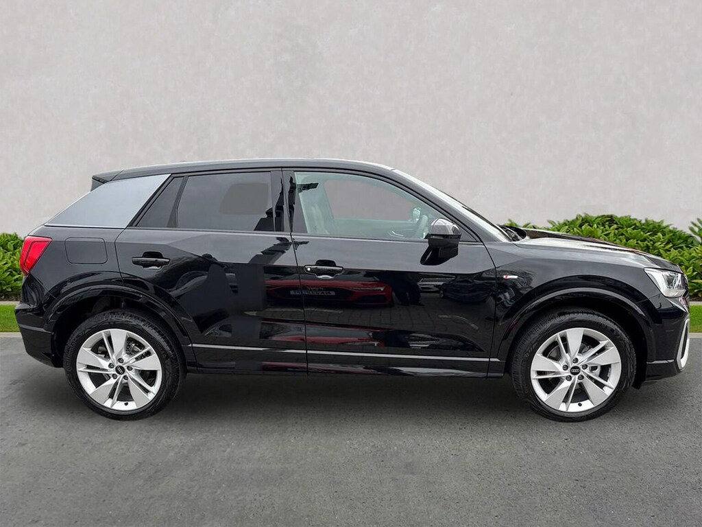 Audi Q2 1.5 Tfsi Cod 35 S Line Suv S Tronic Eur Black #3
