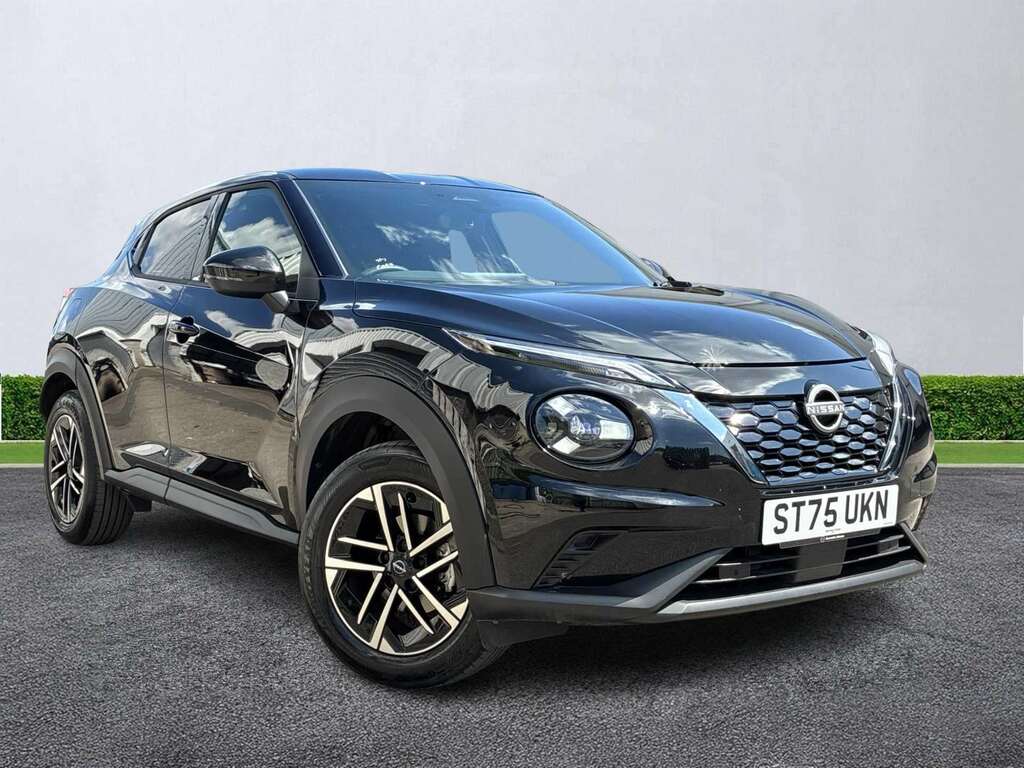 Nissan Juke 1.6 Hybrid N-connecta Black