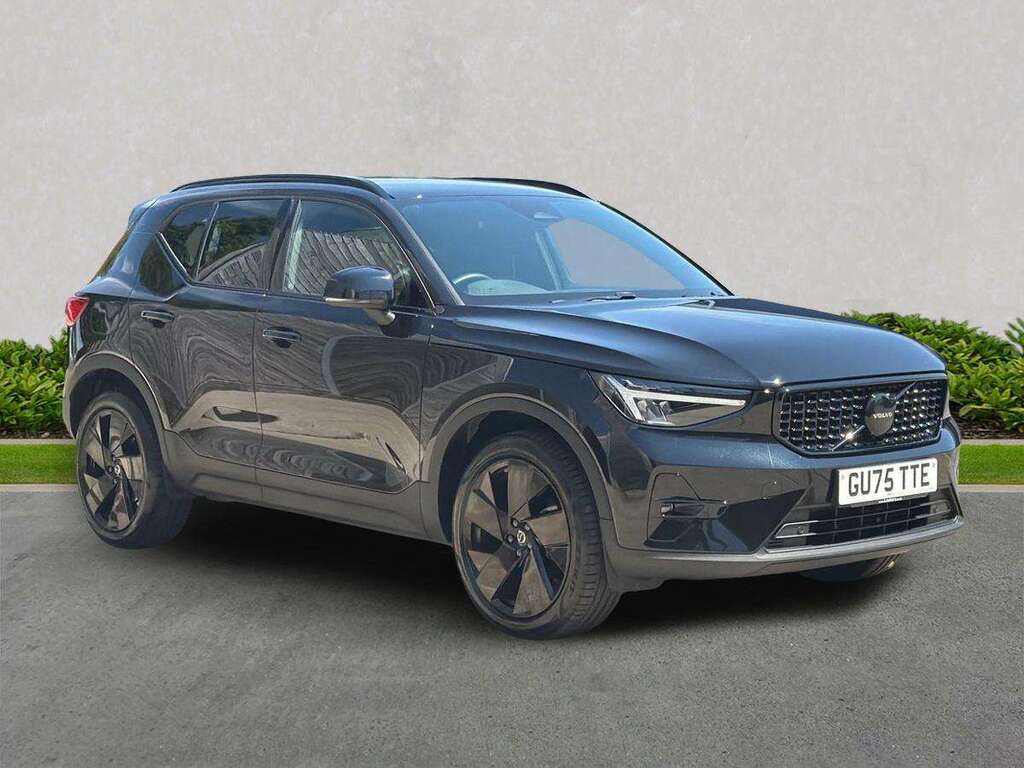 Volvo XC40 2.0 B4p Plus Black Edition Black
