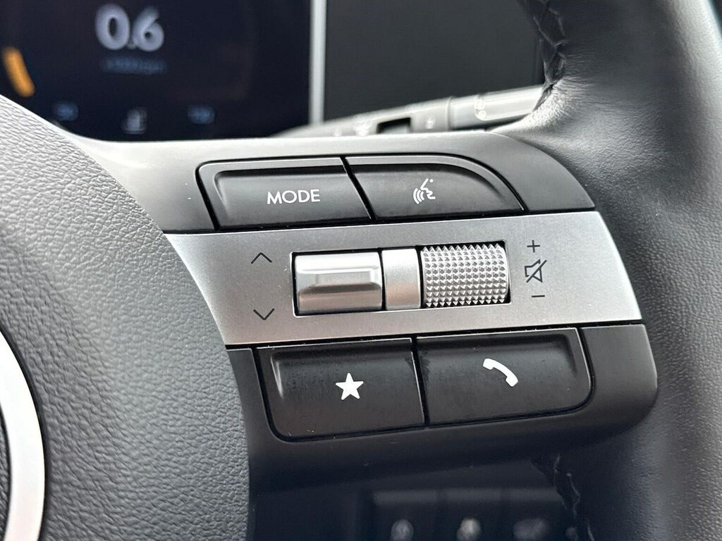 Hyundai Tucson 1.6T Hybrid N Line S 4Wd White #26