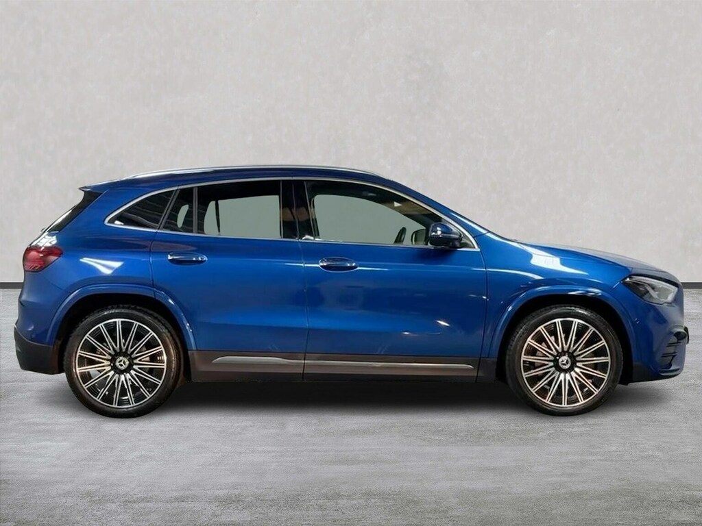 Mercedes-Benz GLA Class 2.0 Gla220d Amg Line Premium Plus Suv KR74RKF Blue #3