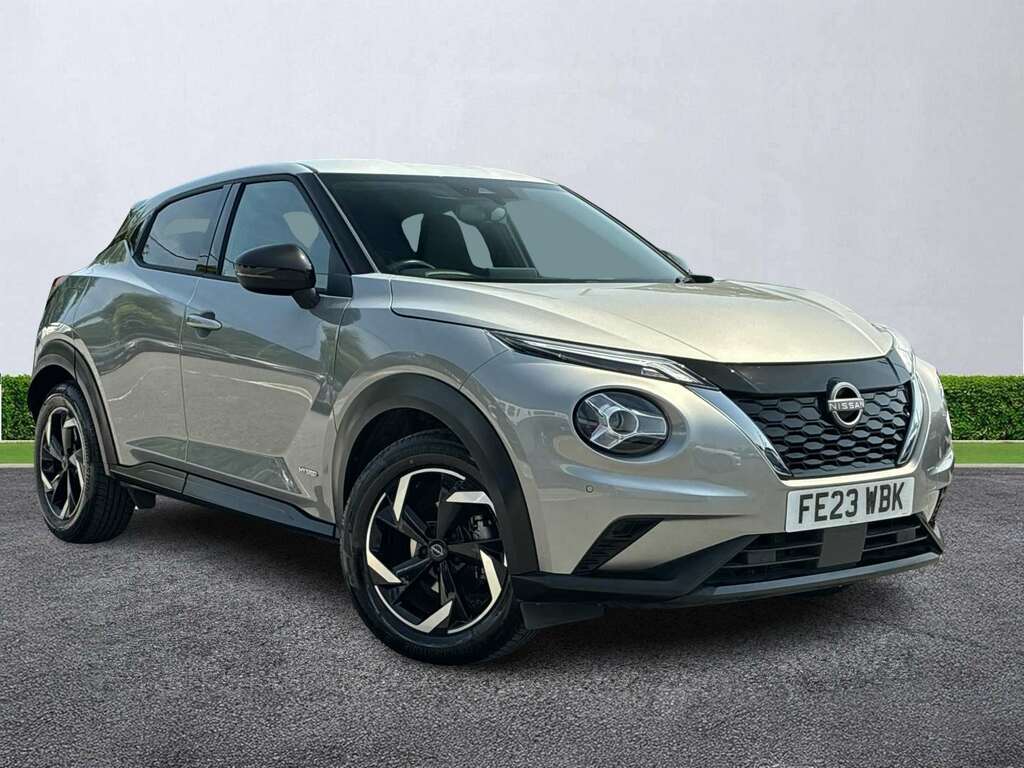 Nissan Juke 1.6 Hybrid N-connecta Silver
