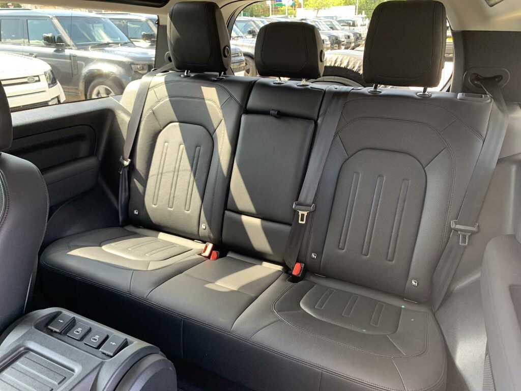 Land Rover Defender 90 3.0 D250 Xs Edition 90 6 Seat SC71FVH Black #4