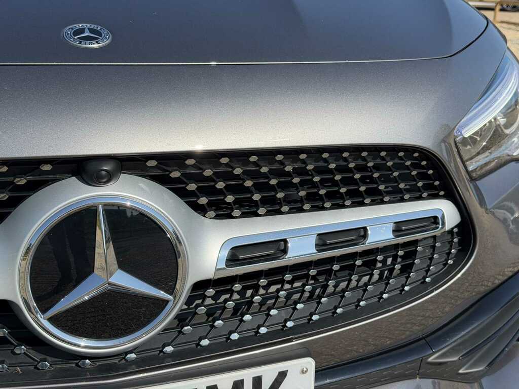 Mercedes-Benz GLA Class 1.3 Gla200 Sport Suv 7G-dct Euro 6 Ss Black #9