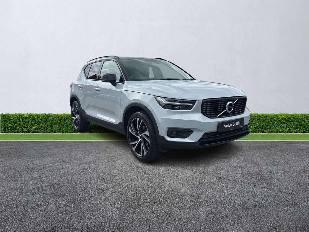 Volvo XC40 1.5 T3 163 R Design Pro Silver