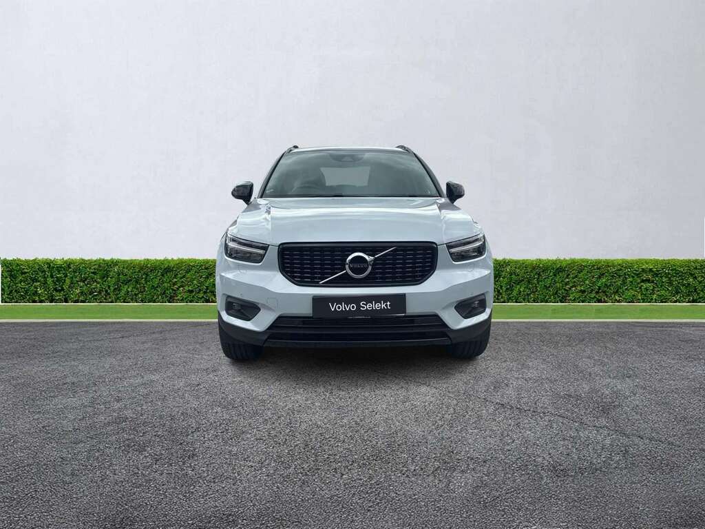 Volvo XC40 1.5 T3 163 R Design Pro Silver #2