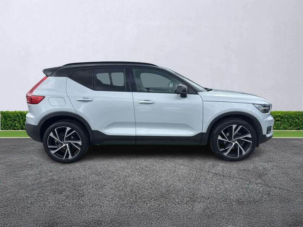 Volvo XC40 1.5 T3 163 R Design Pro Silver #3