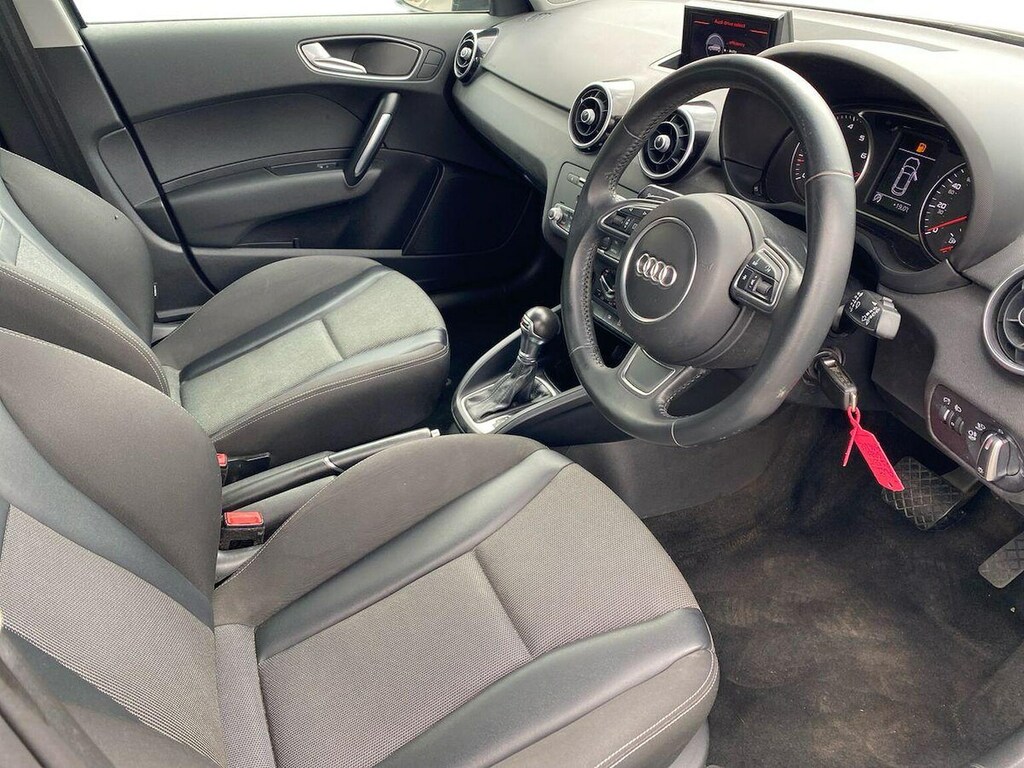Audi A1 1.6 Sportback Tdi Se Black 0 Tax Dab Black #15