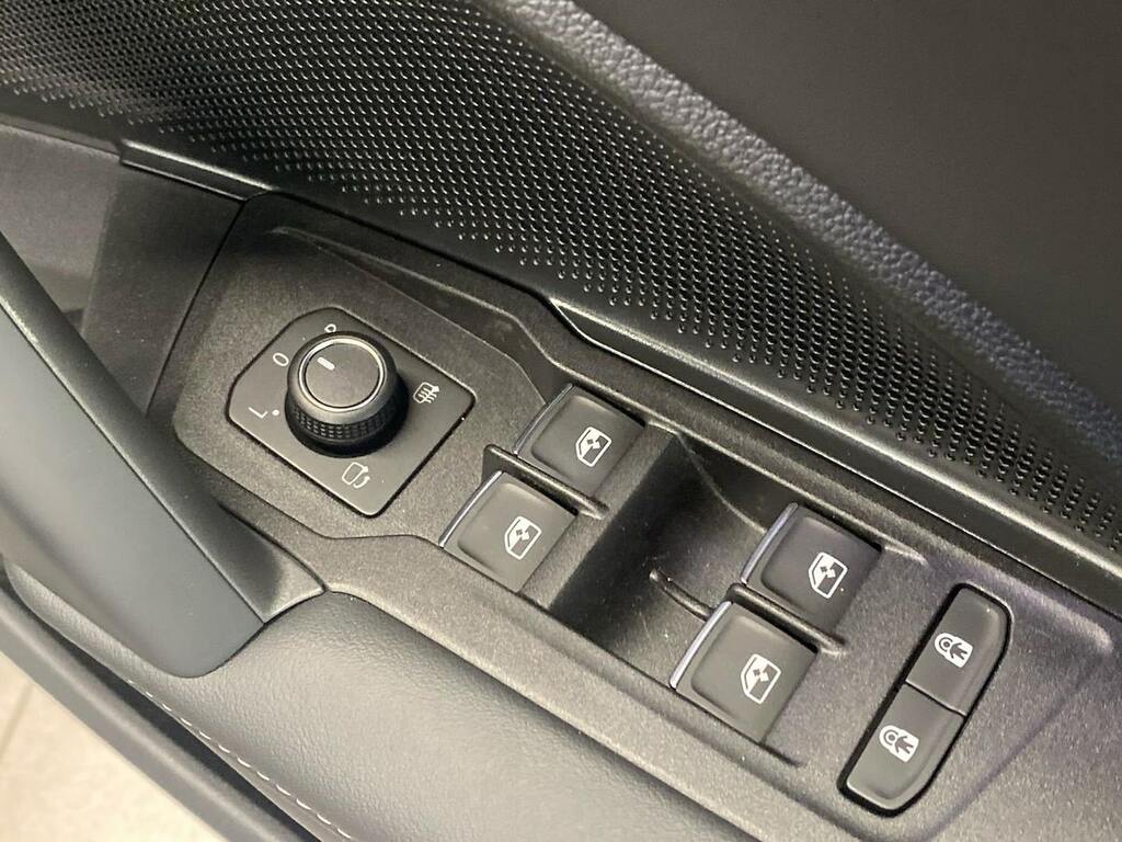 Volkswagen Tayron Volkswagen Tayron R-line Edition 1.5 Tsi Ehybrid 2 Black #21