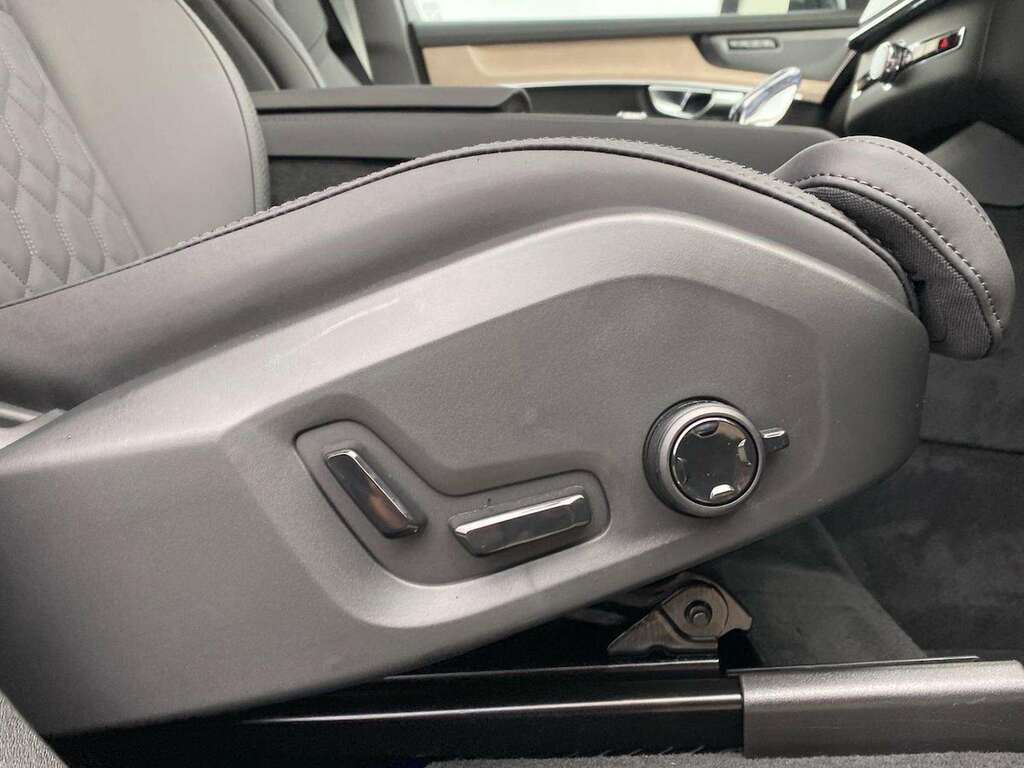 Volvo XC90 T8 Awd Phev Ultra Dark Sunroof, Bowers Wilkins Grey #29