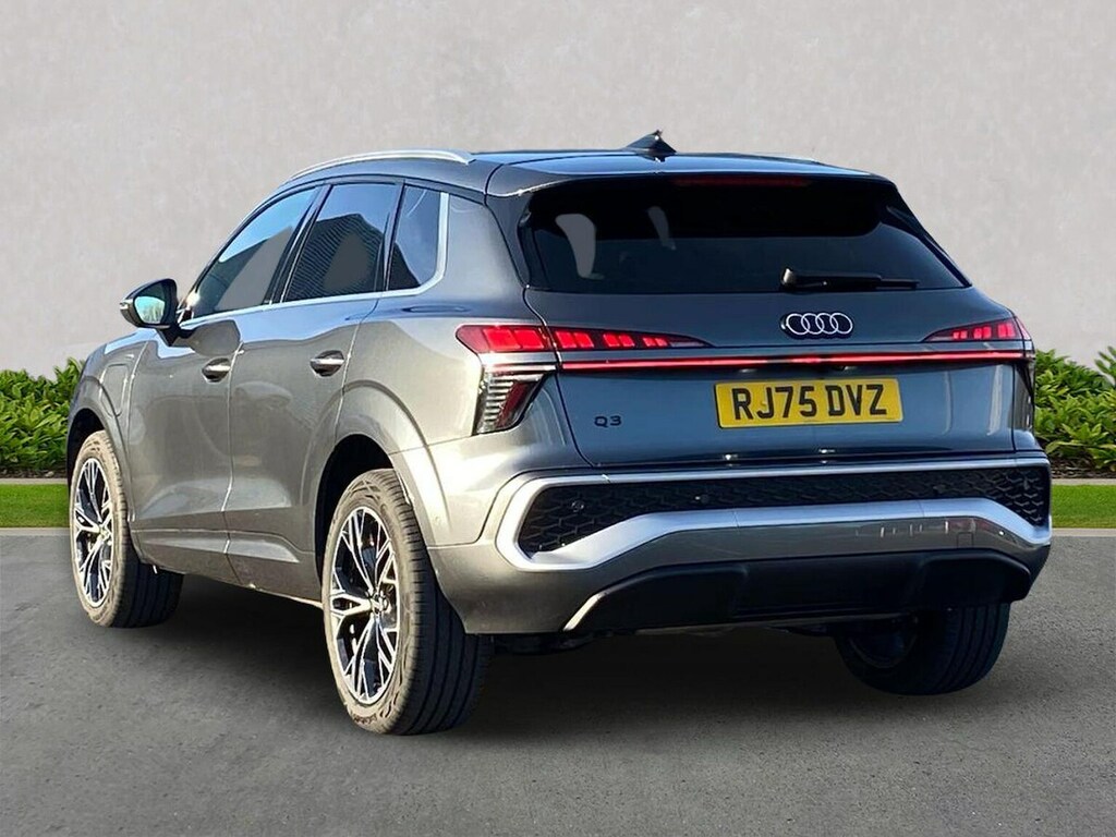 Audi Q3 1.5 E-hybrid S Line Suv Plug-in Hybrid Grey #2