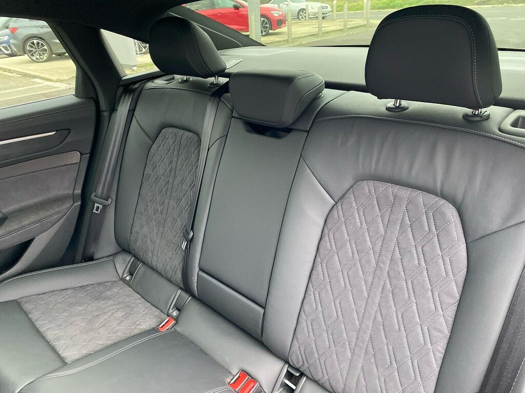 Audi A6 Saloon Launch Edition Black #16