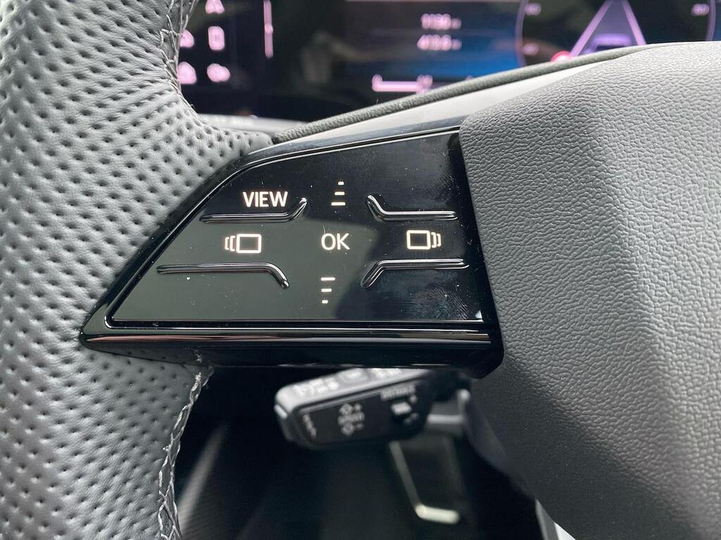 Audi A6 Saloon Launch Edition Black #27