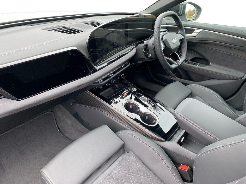 Audi A6 Saloon Launch Edition Black #7