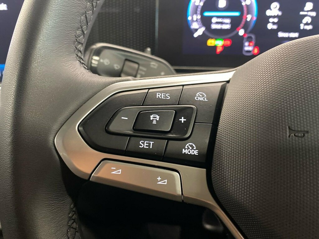 Volkswagen Tiguan 1.5 Tsi Ehybrid 19.7Kwh R-line Suv Plug Green #27
