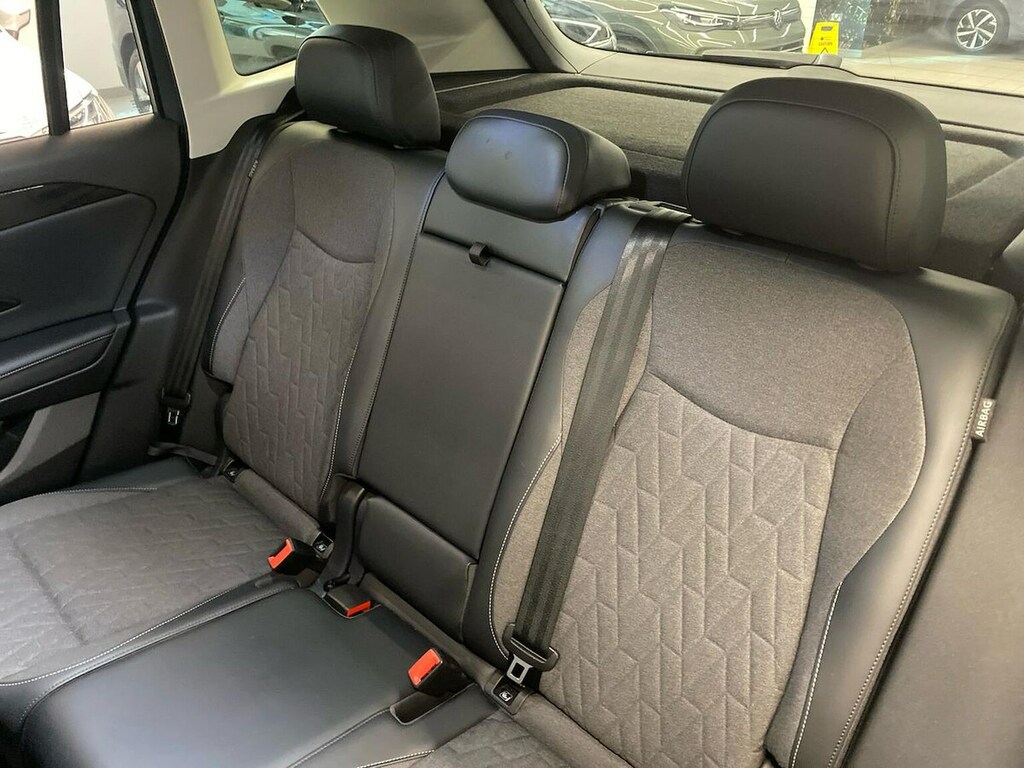 Volkswagen Tiguan 1.5 Tsi Ehybrid 19.7Kwh R-line Suv Plug Green #16