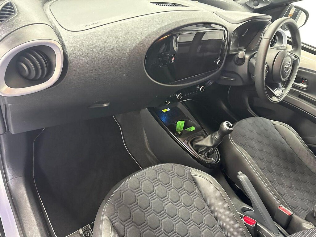 Toyota Aygo X 1.0 Vvt-i Exclusive X-shift Euro 6 Ss Grey #7