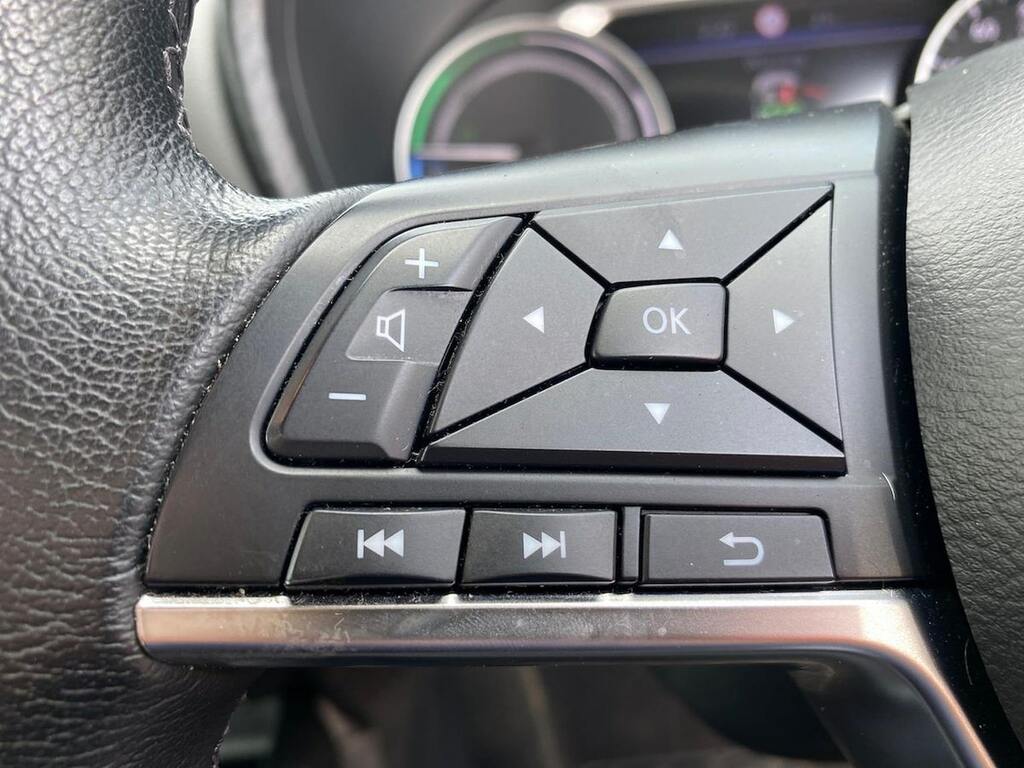 Nissan Juke 1.6 N-connecta Suv Hybrid Euro 6 Silver #27